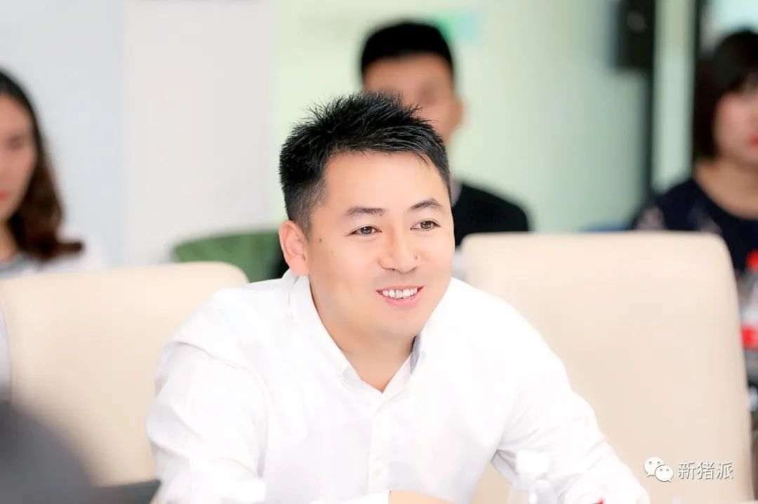 把“养猪房地产”进行到底?新希望六和80后新总裁上任:房地产出身